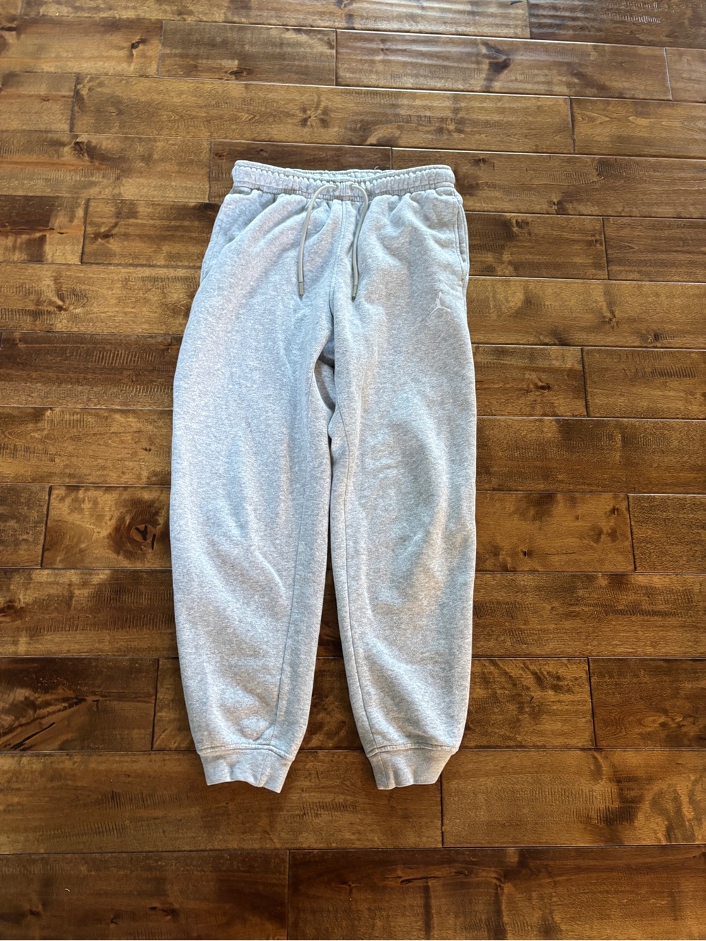 Nike Men’s Jordan’s Sweatpants sz small grey